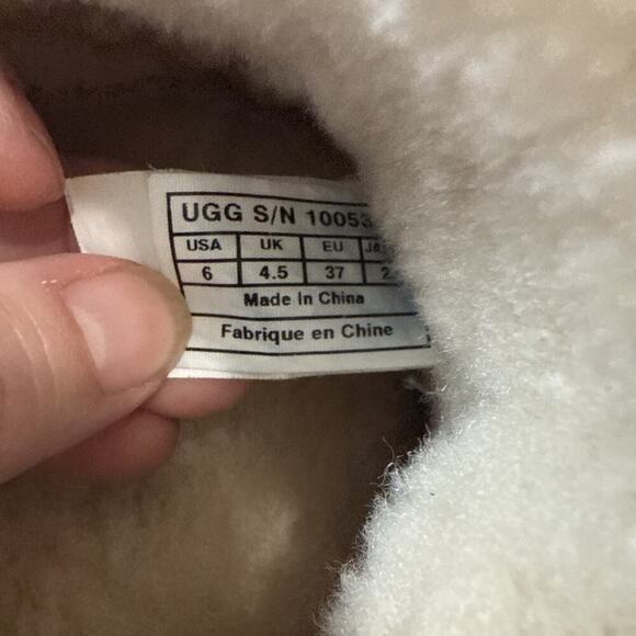 Ugg Women's Brown Suede Becket Mid Calf Pull On Winter Shearling Buckle Boots 6 - Picture 7 of 7